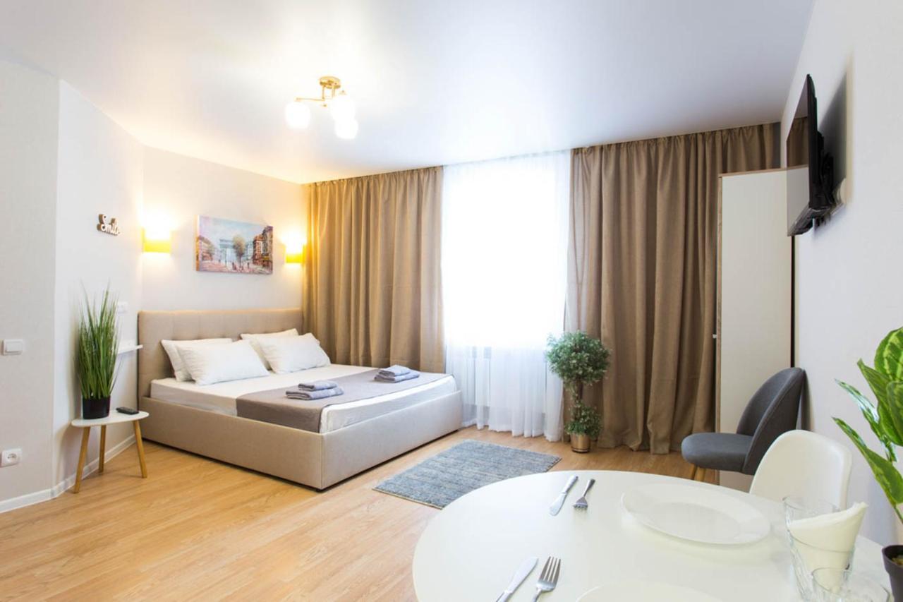 Apartment In The City Center - Gimnasiyna Naberezhna 24A-1 Харків Екстер'єр фото