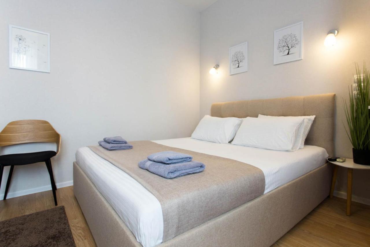 Apartment In The City Center - Gimnasiyna Naberezhna 24A-1 Харків Екстер'єр фото