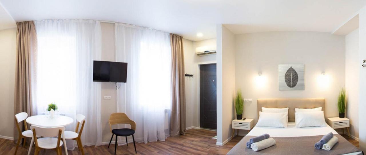 Apartment In The City Center - Gimnasiyna Naberezhna 24A-1 Харків Екстер'єр фото