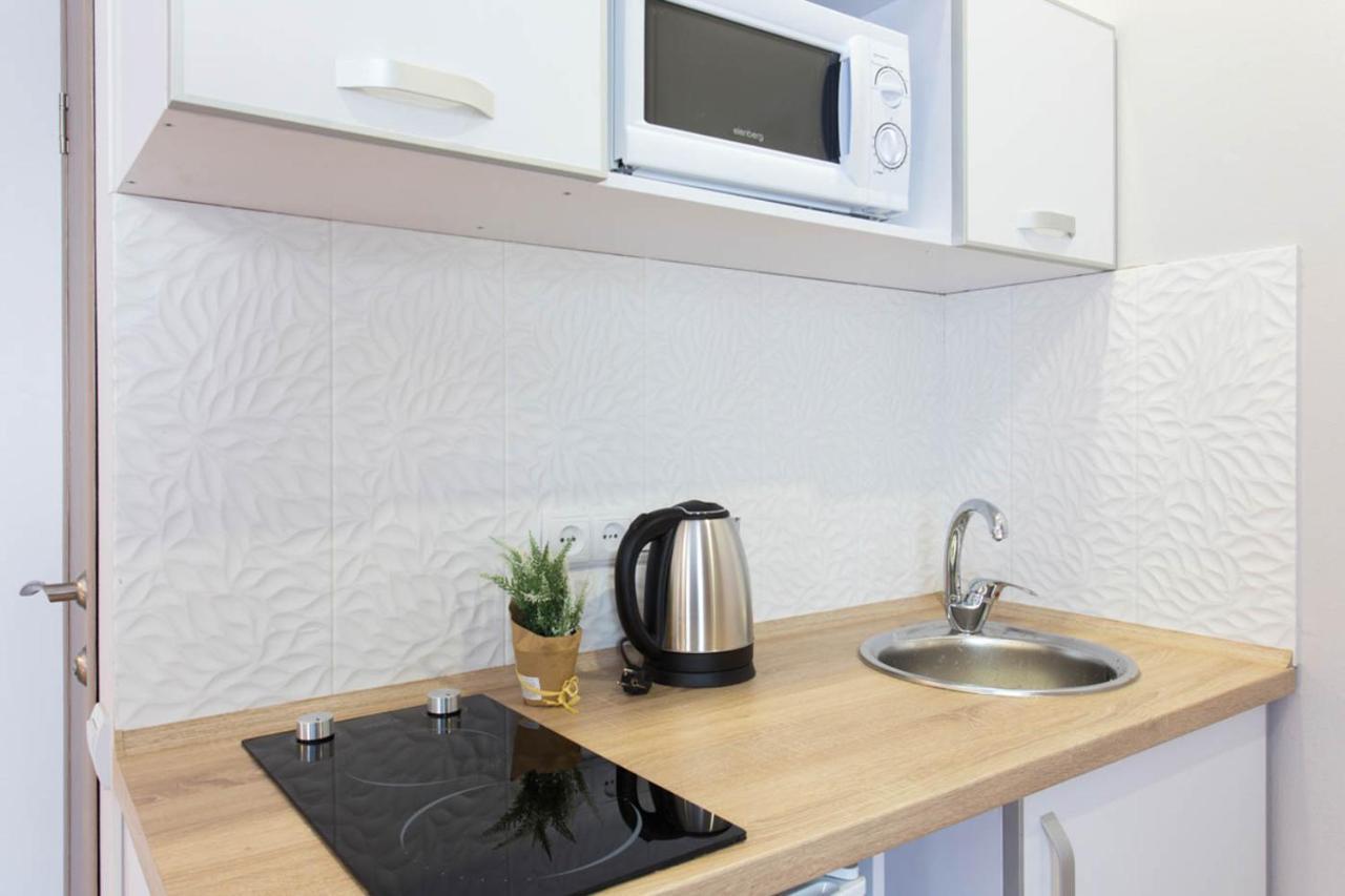Apartment In The City Center - Gimnasiyna Naberezhna 24A-1 Харків Екстер'єр фото
