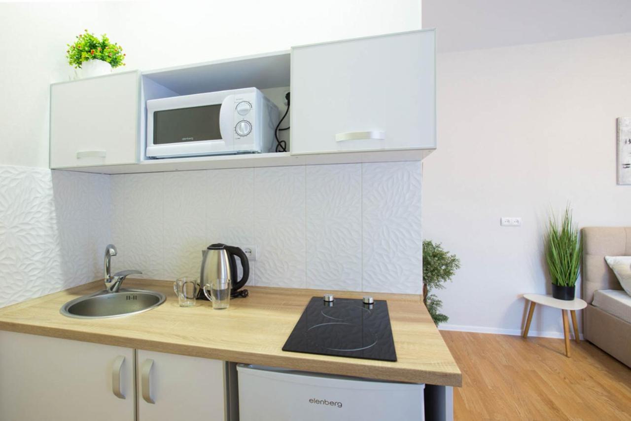 Apartment In The City Center - Gimnasiyna Naberezhna 24A-1 Харків Екстер'єр фото